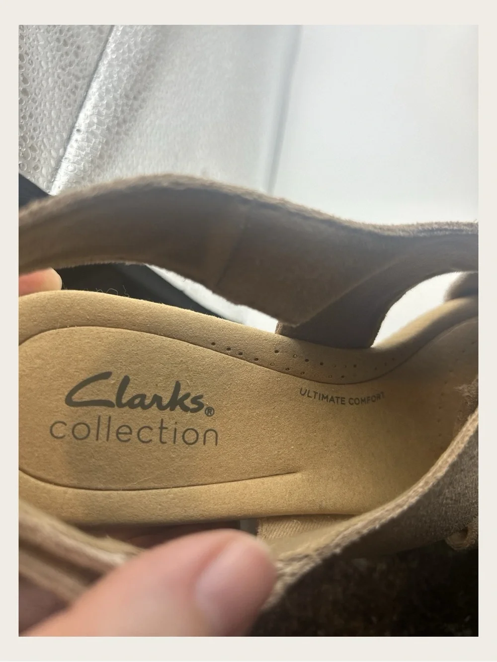🌾✨ Clarks Giselle Cove Sand Suede Cork Wedge Sling-Back Sandals Women’s 8.5 M